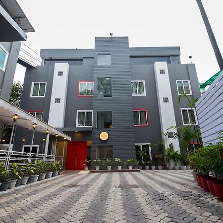Oyo Townhouse 11 Esplanade Hotel Kolkata Exterior photo